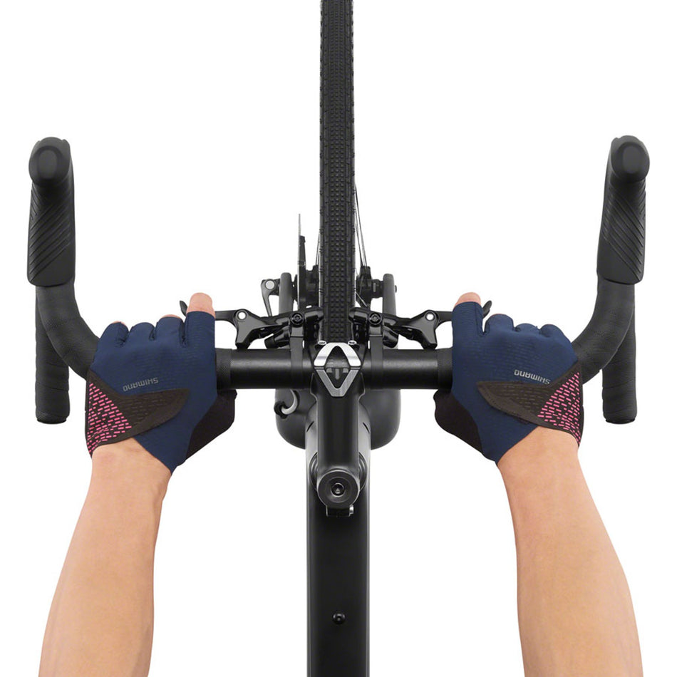 Shimano GRX BL-RX812 hydraulic brake lever for mountain bikes, showing ergonomic design and hydraulic hose connection.