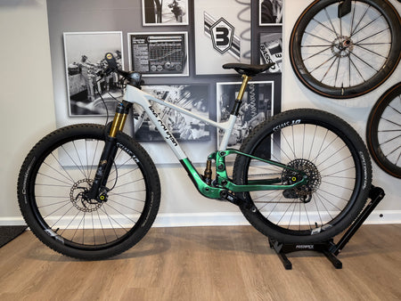 Lee Cougan Crossfire Trail - SRAM XX - DEMO - Category One Cycles