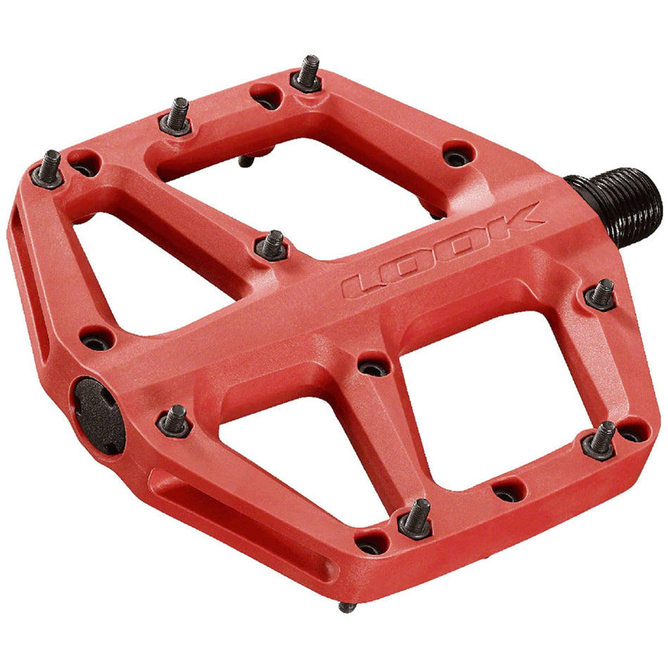Look Cycle Trail Fusion flat pedals with 9/16-inch platform, durable design for mountain biking and off-road cycling.
