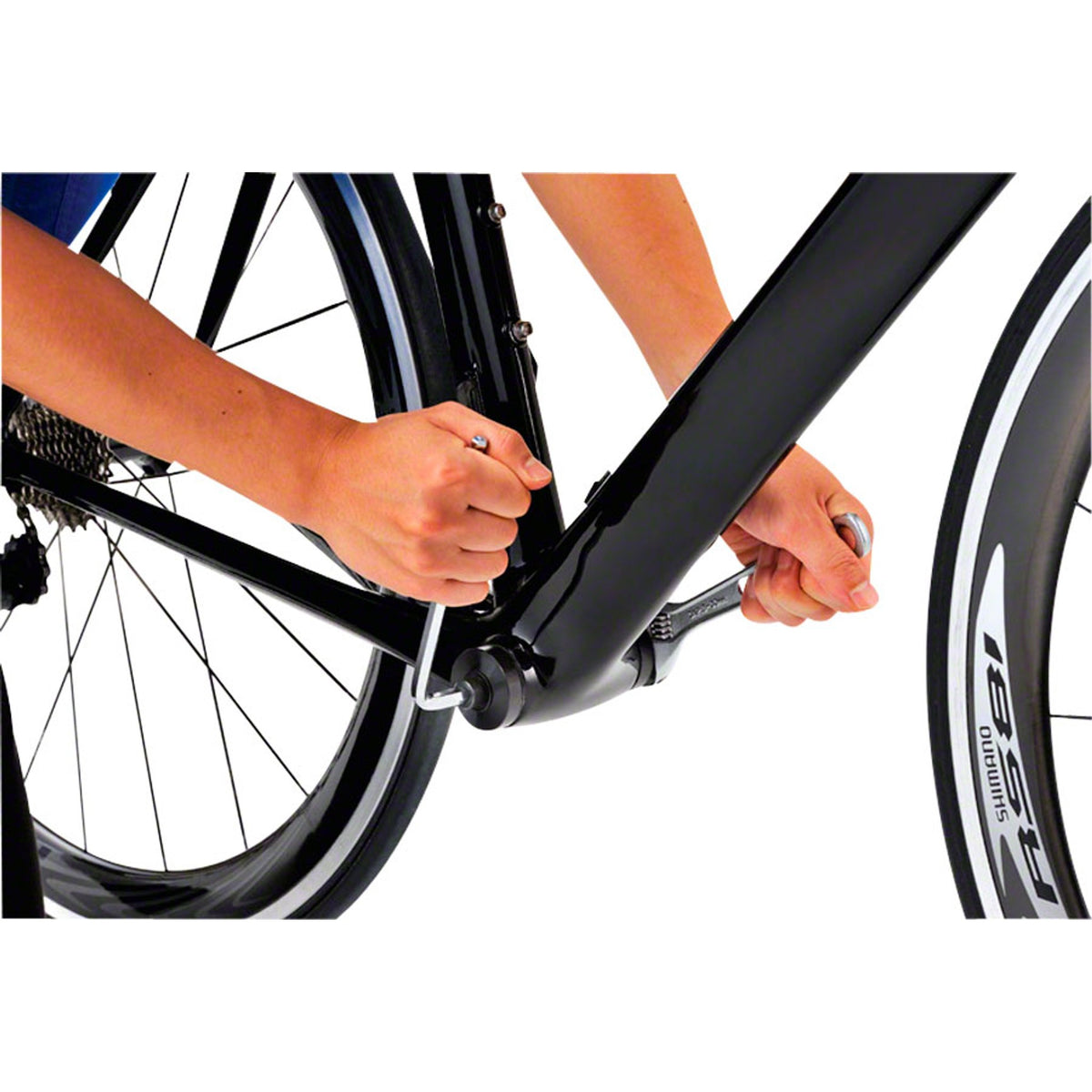 Shimano bottom bracket tools for bike maintenance, featuring durable construction and precise fit for easy installation and removal.