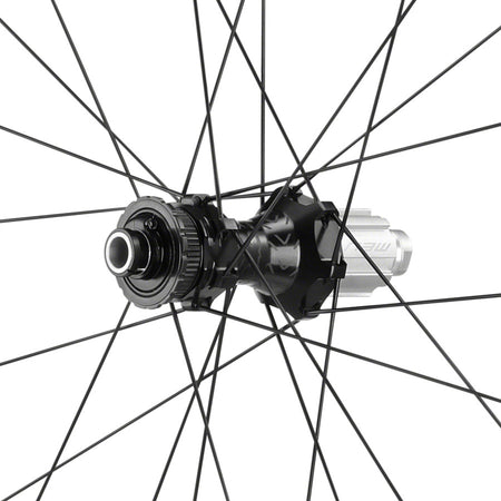 Campagnolo Levante rear wheel for gravel bikes with durable spokes and alloy rim, designed for off-road cycling performance.
