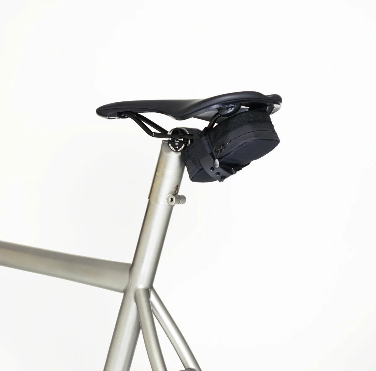 VéloColour Rocket Pocket Saddle Bag - All Sizes (25,35,45,45+) - Category One Cycles