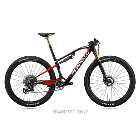 Pinarello Dogma XC mountain bike frameset with lightweight design, featuring XTR components and DT Swiss wheels in an outdoor setting.