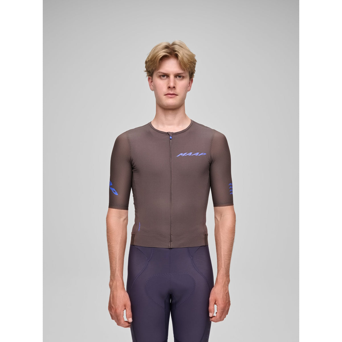 MAAP Pro Emerge short sleeve jersey in black with streamlined cycling design